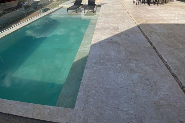 Piso Travertino Bruto